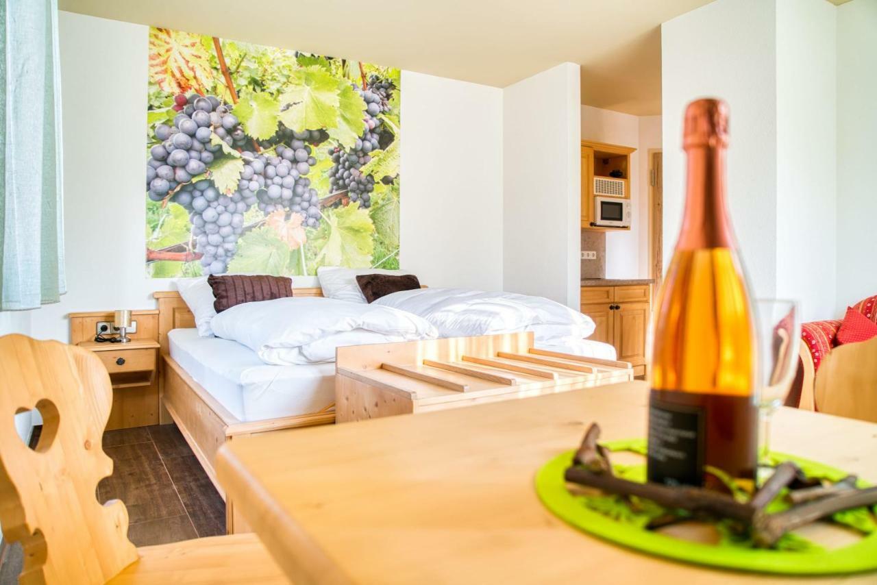Gaestehaus Weingut Politschek バート・フリードリヒスハル エクステリア 写真