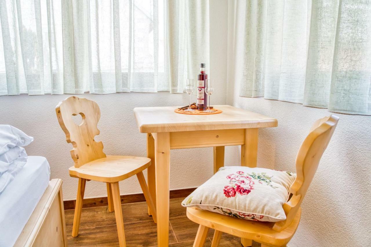 Gaestehaus Weingut Politschek バート・フリードリヒスハル エクステリア 写真